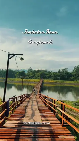 Jembatan Baru Penghubung Babakan Jalur Dan Sekecengek.  Berada di desa Cangkorah jembatan ini baru dibuka sekitar satu mingguan, jembatan yang menghubungkan desa Giri Asih Dan Cangkorah ini menjadi akses penolong kalau jalan kopassus di ditutup / dibatasi #jembatancangkorah #infokbb #cangkorah #sekecengek #bandungbarat 