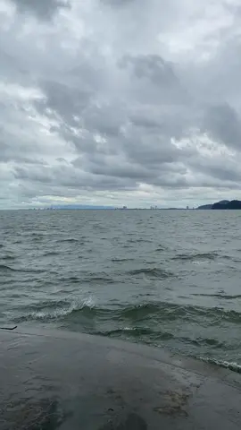 Alhamdulillah masih ada rezeki walau ayaq tak berapa cantik + angin padu🤲🏻🔥#foryoupage #mangrovejackhunter #jambatanpulaupinang #jambatankeduapulaupinang #fyppppppppppppppppppppppp 