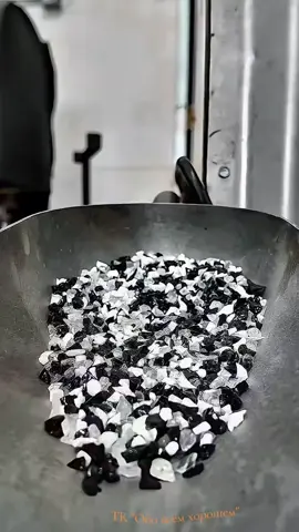 Изготовление изделий из стекла - ремесло или искусство?  По-моему, искусство и творчество 🤩 #искусство  #творчество #ремесло #стеклодувы