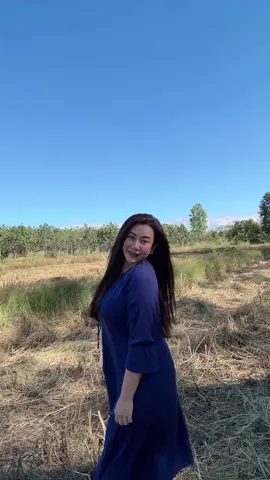 มาช่วยตากข้าวหน่อยคร้า🤭😄