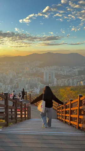 จุดชมวิวเมืองปูซานคือโรแมนติกมากก🥹 #เที่ยวปูซาน #Korea #VisitKorea #Autumn2025 #AirBusan 
