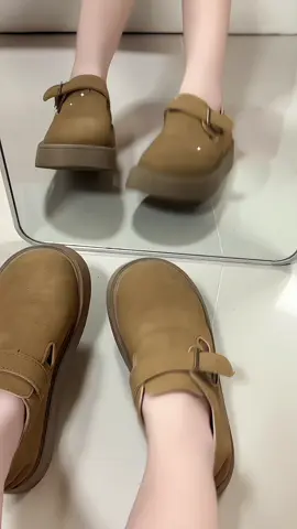 ทรงสวย แมทง่าย สีนต.🤎 #รองเท้าหนังกลับ #รองเท้าผู้หญิง #tiktok #ครีเอเตอร์tiktok #fypシ゚viral  @แพรวาเองฮับ 