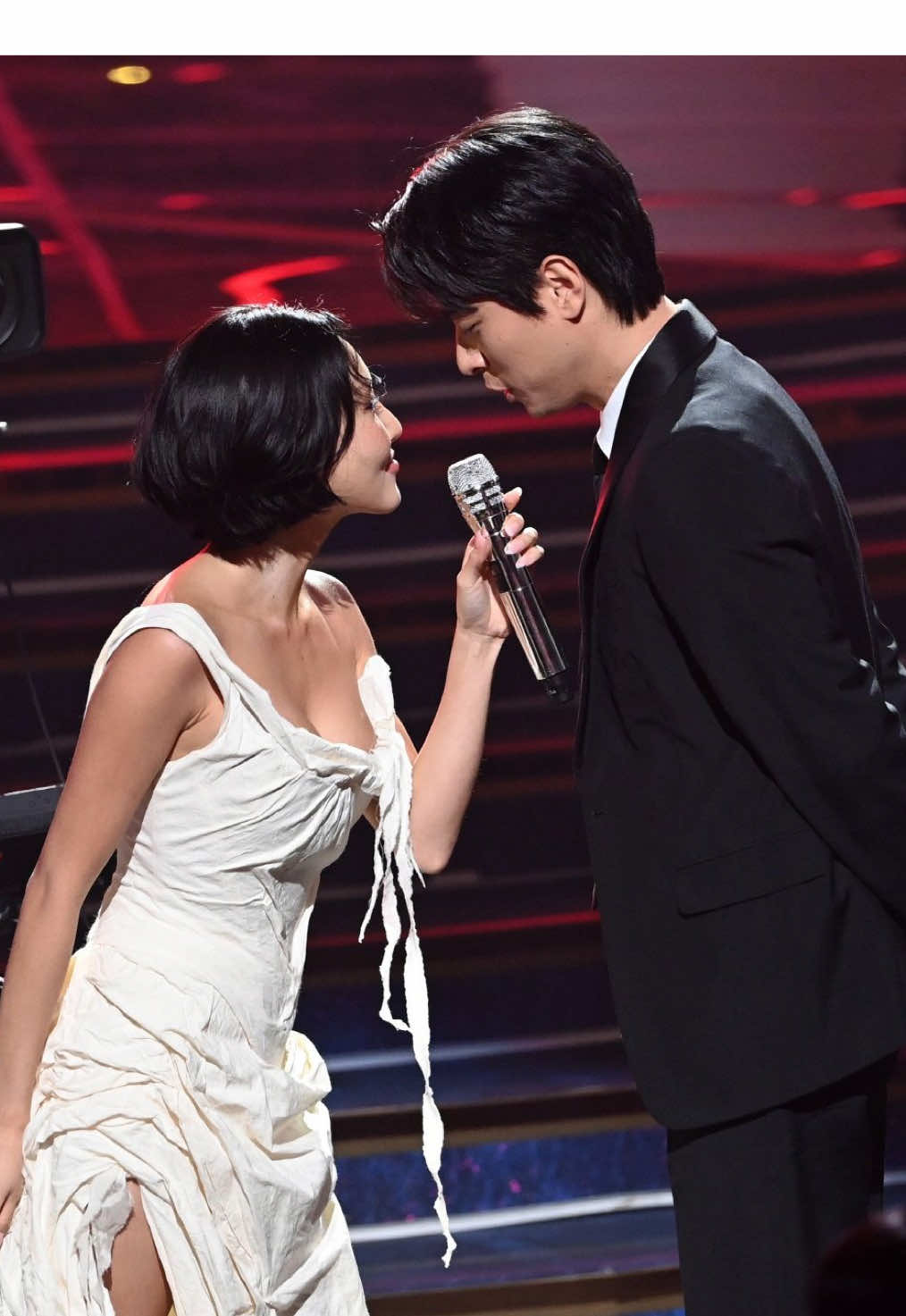 The whole world ☺️ #parkjeongmin #박정민 #parkjungmin박정민 #hwasa #hwasagoodgoodbye 