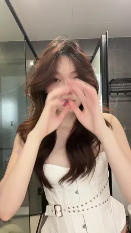 Sau sinh 1 tháng em như nào 😆