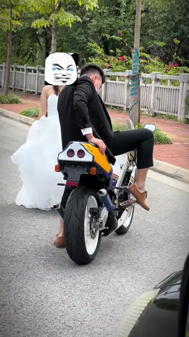 Nỗi ám ảnh của những người ae chơi hệ máy cưa , cô dâu khóc thét rùi :)))