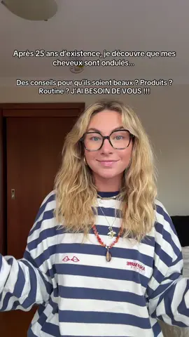 Mes soleils !!! J’ai besoin de vous…  25ans après ma naissance, je viens de découvrir que j’ai les cheveux ondulés…  Je suis en Australie, j’ai besoin de vos conseils pour qu’ils soient beaux et que les ondulations soient bien définies.  Même au niveau de la routine je sais pas quoi faire 🥲  #hairtok #hairtransformation #cheveuxondulés #pourtoi #hair 