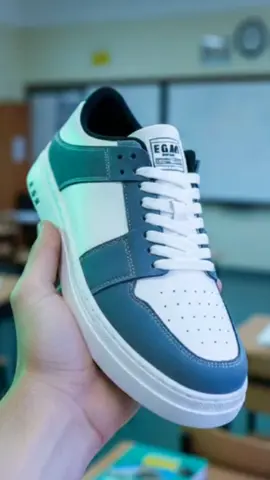 sepatukeren#SepatuRingan #sepatumurah #sepatuolahraga #sepatupria 