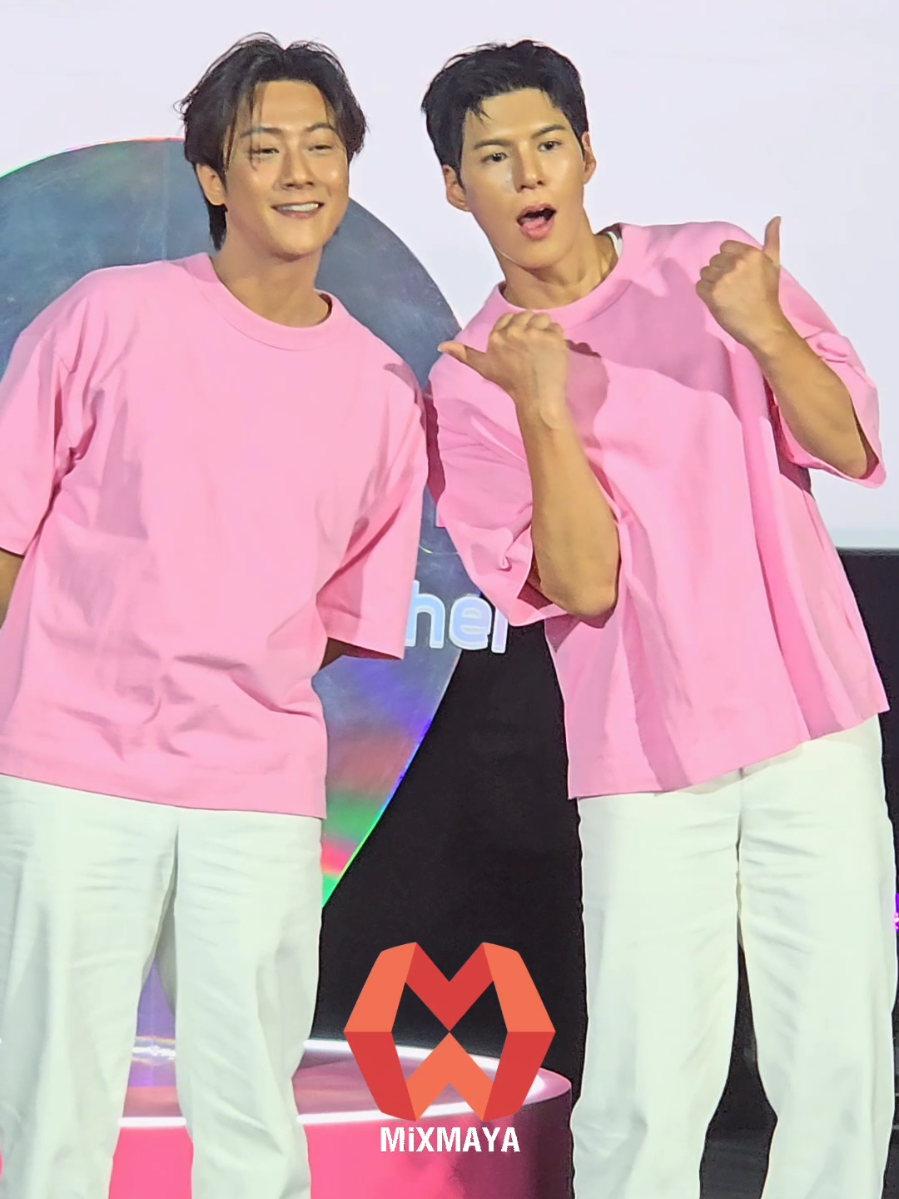 ความน่ารักของ 2 พรีเซ็นเตอร์ #พี่จองคัลแลน หลังสัมาษณ์ ก่อนเริ่มงาน DERMEDY Let's Glow Together with P'Jung Cullen  #DERMEDYLetsGlowTogether ​ #ผิวโกลว์โชว์พี่จองคัลแลน ​ #DERMEDYxพี่จองคัลแลน ​ #DERMEDY 