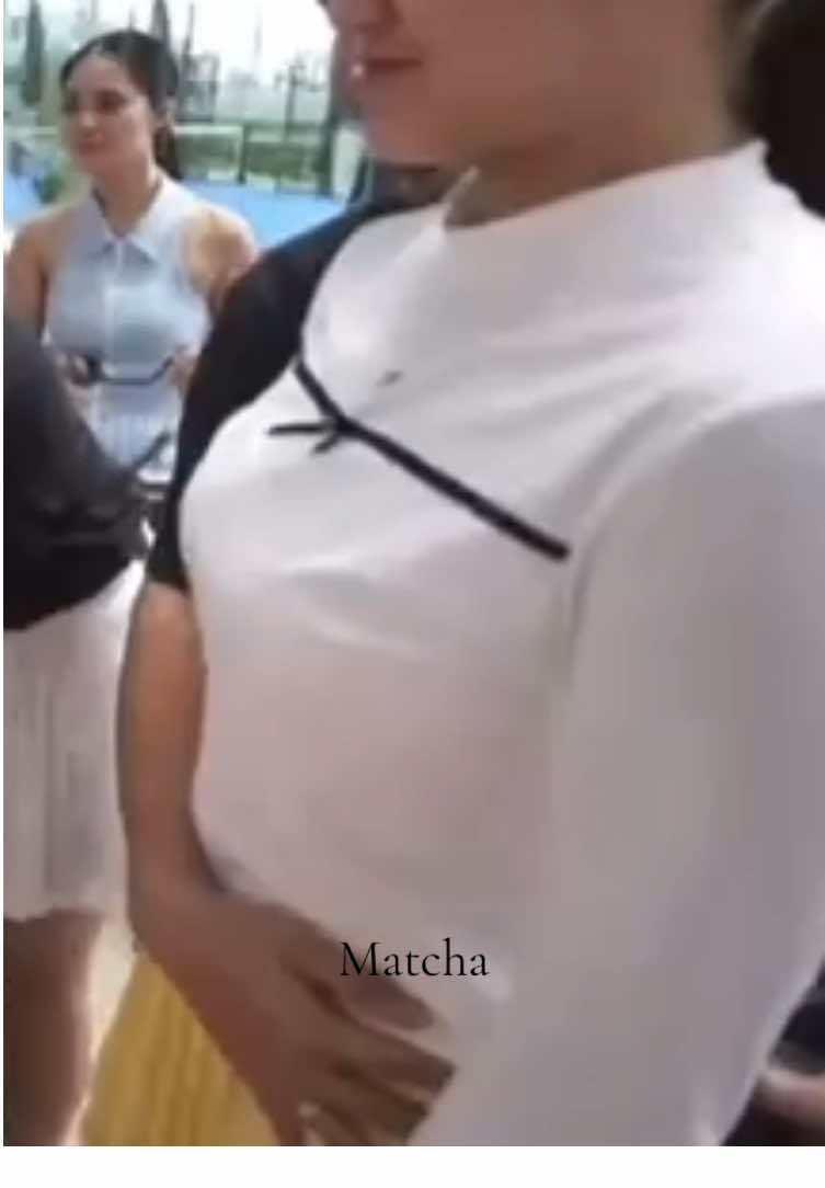 Tangan thor tangann enak banget parkirnyaa , support ibu istri bangett 💋💋🫦🫦🩷 #thoriqhalilintar #aaliyahmassaid #aalthor #fypシ゚ #masukberandafyp 