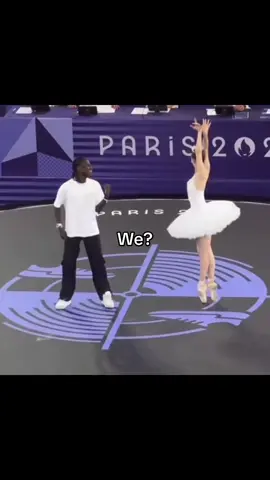 I’m the #ballerina u r the #hiphopdancer #VITA #plsbeviral #4upageシ 