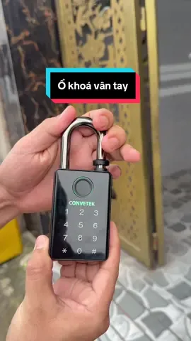 Ổ khoá cảm ứng vân tay này quá tiện luôn ae #kienreview #review 