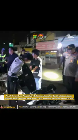 Sahabat Humas, Polsek Serang Baru Polres Metro Bekasi melaksanakan Ops Kejahatan Jalanan (OKJ) / Razia untuk mengantisipasi pelaku tawuran, geng motor, curas, curanmor, dan begal serta terorisme. Kegiatan ini dipimpin oleh Kapolsek Serang Baru AKP Hotma Partogu Sitompul, S.H., M.H. Hasil operasi nihil sajam, miras, handak, dan narkoba. 22 November 2025 #PolresMetroBekasi #OpsKejahatanJalanan #kamtibmas 