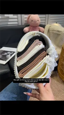 Bị lạnh chân như e mà có mấy đôi tất như này đúng là rất tuyệt ạ