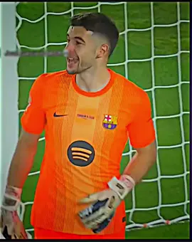 اطيني حارس افضل من جوان كارسيا☠️🔥#تيم_مصممين_اوربا💎 #تيم_اساطير_الدفاع_🔥👿 #دايموند💎 #الشعب_الصيني_ماله_حل😂😂 #اساطير_كره_القدم🔵🔴 