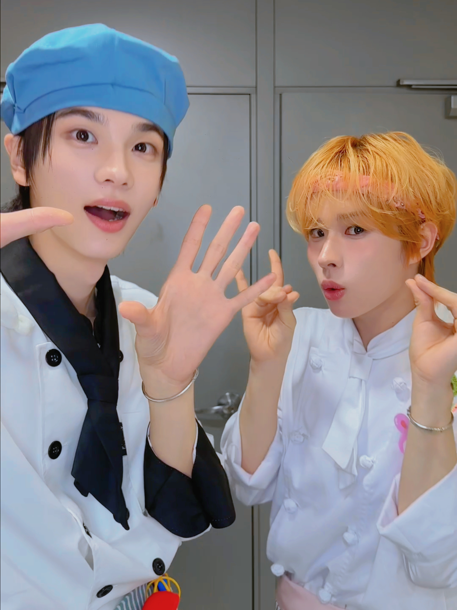 뻐꾹 \(･θ･)(･θ･)/ #SHINYU #신유 #KYUNGMIN #경민 #TWS #투어스 #247WithUs