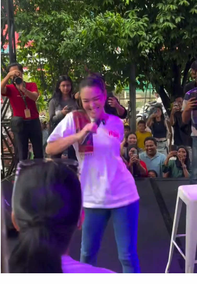 lincah banget bunda 🔥  Jangan Lupa Nonton ‘Mertua Ngeri Kali’ Tayang Di Seluruh Bioskop Tanggal 11 Desember 2025 @Bunda Corla Ratu live Dunia @@bundacorlaofficialss2 @bundacorlaratulivedunia3  #mertuapalingribet #mertuaginiamat #bundacorla #corlaratujreng #anakbundacorla     