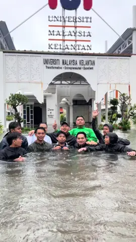 Waterpark #umkrian #banjir 