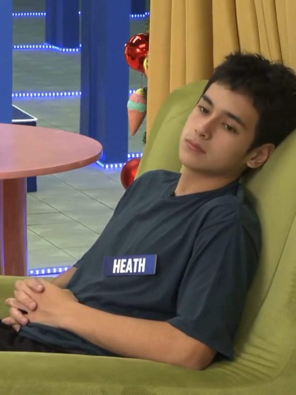 iñigo: yo you gotta get back to work! what do you think you can do? comfort that group, right?  fred: may hamon sila oh! miguel: after iñigo: you have to work before the hamon, you ninja! you’re supposed to warm up now. miguel: you cant talk about that kind of stuff. NOW WHAT 😭 #pbbcollab2point0 #pbbcelebrityedition #pbbcollab #pbbcollabupdates #fyp 