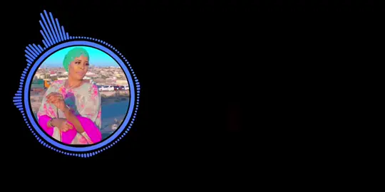 Quruxda guur waa jacel..❤️‍🩹💍🔐Ragadkiisuna garbuu..🥺❤️‍🔥🫂#lyrics_songs #songlyrics #music #singer #song 