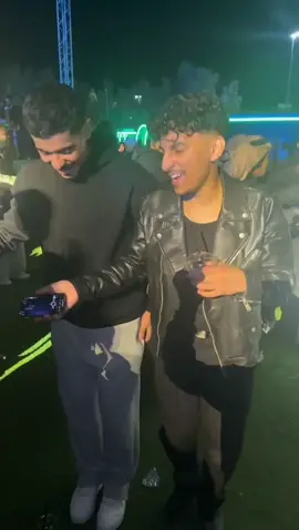 علام النوم عيا لا يجيني ؟؟؟ 👀💃🏻#عايض #واو #شقران #موسم_الرياض 