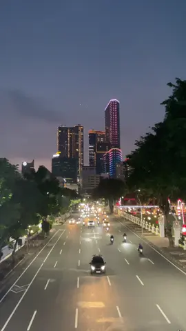 Surabaya dan isinya yang menenangkan #kotainitaksamatanpamu #fyp #surabaya 