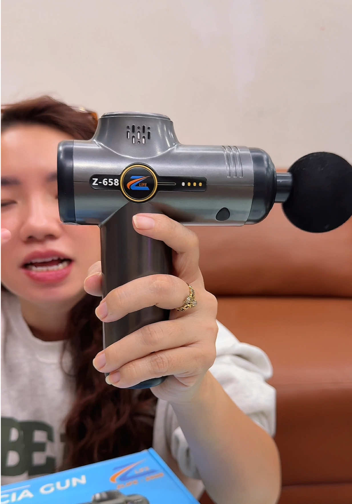 Trả lời @Long Tran  [BẢO HÀNH 5 NĂM] Máy massage cổ, vai, gáy.... cầm tay Chính Hãng #xuhuong #maymassagecamtay #huyenhomhinh365 