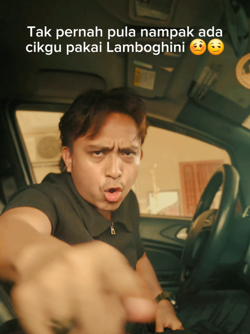 Sekolah bukan untuk berjaya, sekolah untuk ilmu. Pendidikan itu penting bukan hanya untuk bijak pamdai, tetapi semua. Pendidikan masa depan negara. Rosak anak muda hari ini, rosak masa depan negara. Tugas guru itu mulia, jika fikir soal gaji, ramai yang sudah angkat kaki! Lamboghini itu apalah sangat? EVO 10 lagi padu! #amirsyah #gurutakmampubelilamboghini #guru #masadepan 