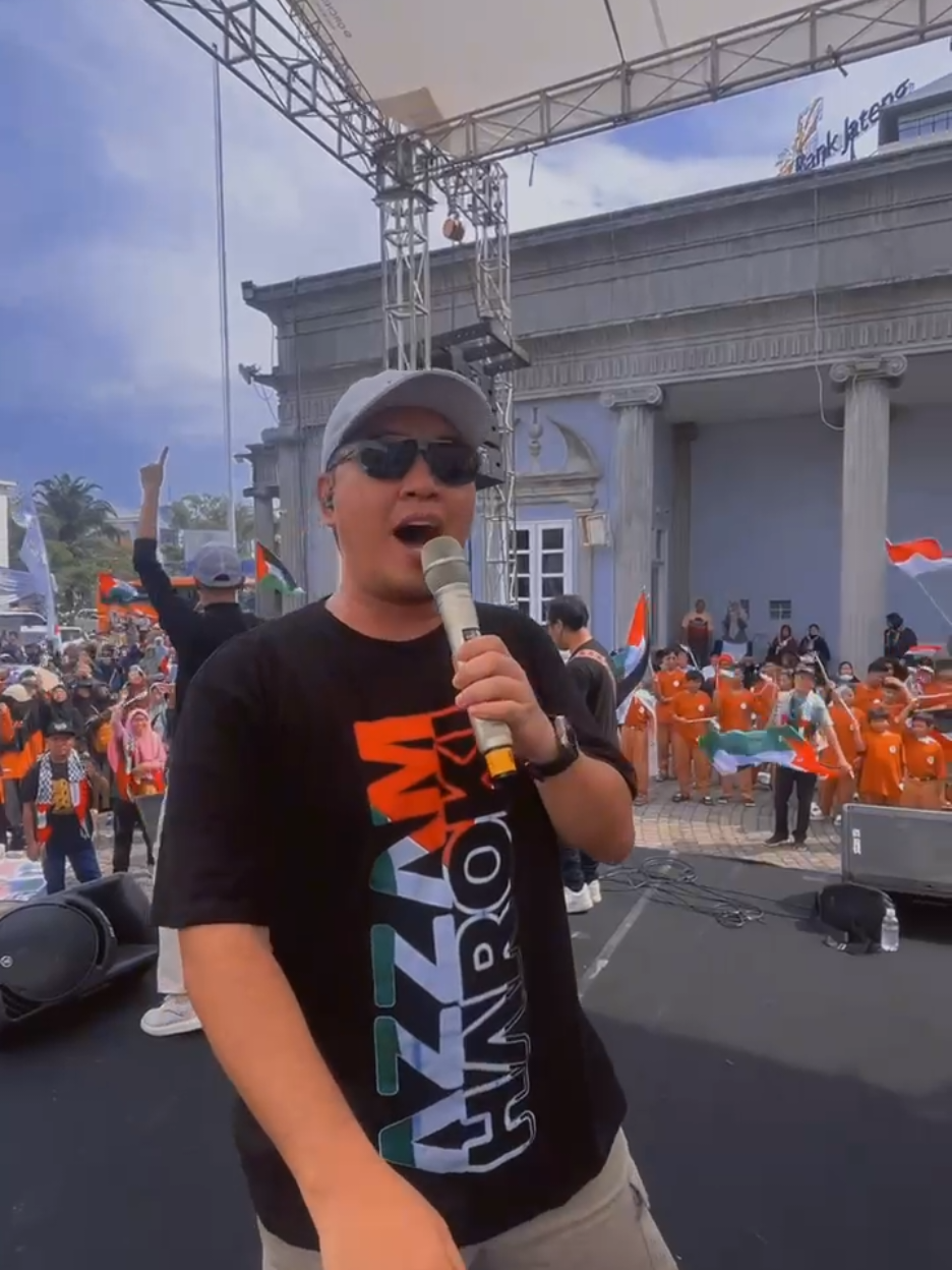 run for Palestine - Semarang #semarang #semarangstory #azzamharoki #nasyidharoki #fyp 