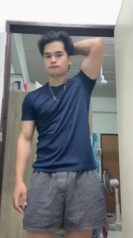 ซื้อบ่ครับ🥹#บ่าวร้อยเอ็ด❤️ #วิทยาศาสตร์การกีฬาสารคาม💙❤️ #fitsterclubkhonkaen #ขึ้นฟีดเถอะ 