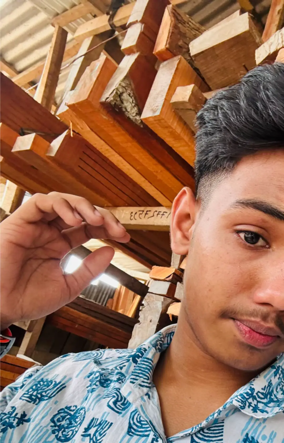 Khokhon ki kore boshi tar kono thik nei vlwh thakben sby #unfreeze #fvp #crsh #tiktok #hair  @𝑂𝑟𝑛𝑖🌙 @TikTok Bangladesh @hair style 