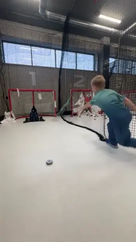 #килограммоваяшайба #челлендж #юмор #тренер Что с вратарем?