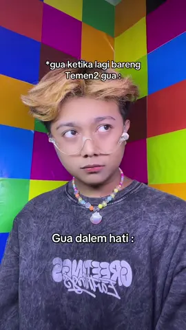 😏 kalo ngomongin kebaikan gua gapapa deh, tapi kalo kejelekan gua…..  awas aja roh lu gua sedot 