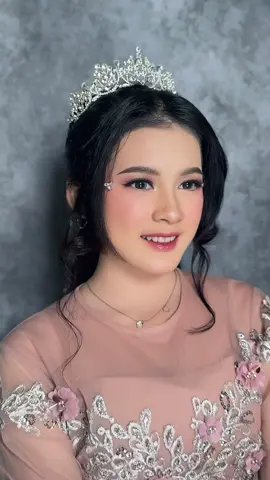 Fairytale @asyaaa🫧 #ninukmakeup #muasumedang #muahitssumedang #artisanpro 