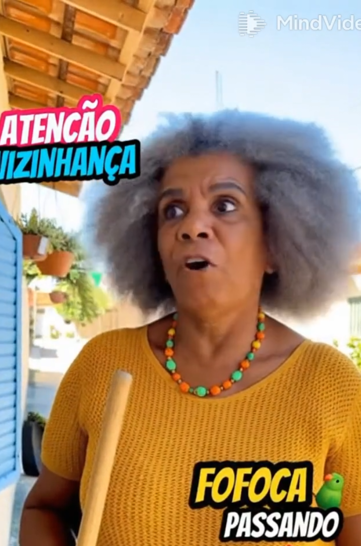 O papagaio tá sabendo de tudo na vizinhança 🤣🦜📺 Se prepara que a fofoca hoje veio VOANDO #fyp #foryou 