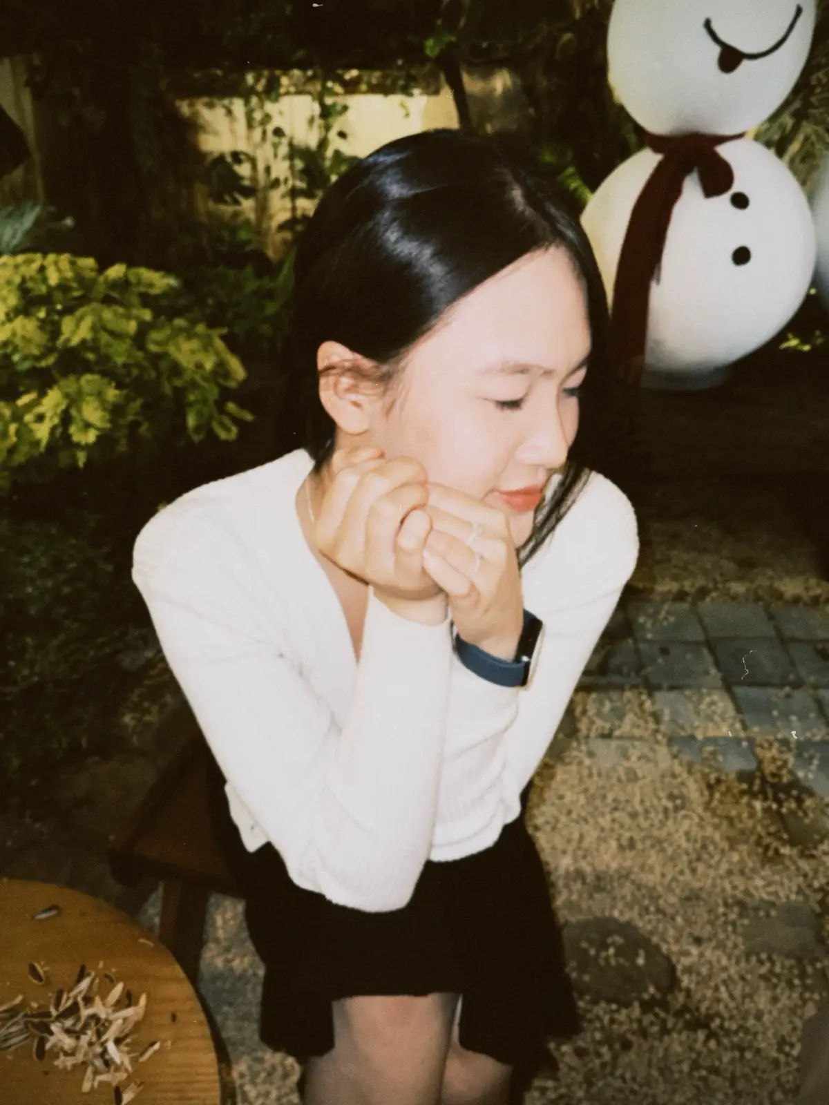 Hạnh phúc, hóa ra chẳng công bằng. Có người đứng yên vẫn được thương, có người chạy hết mình chỉ toàn vêt xước..!#hanoi #xh 