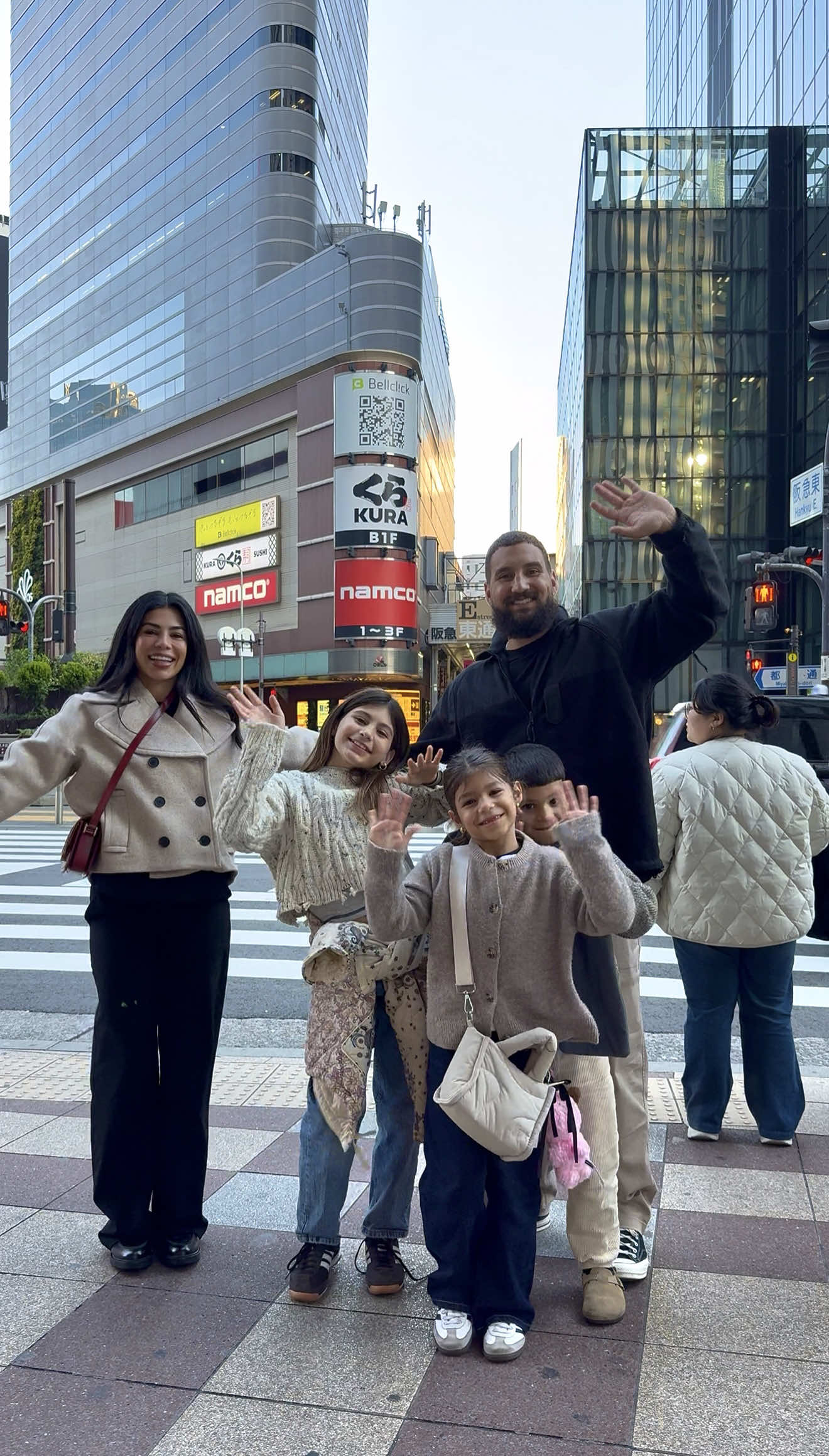 Letting Penelope walk the streets of Japan by herself!!! 🤯 well…the playground was across the street but it’s a start 😅 #japan #livingabroad #travel #travelfamily #movingabroad 