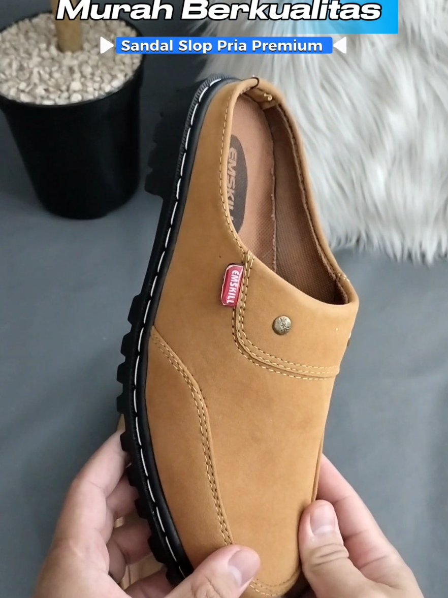 Sandal Slop Pria Premium Stylish dan Kekinian ! #sandalpria #sandalsloppria #sandalslopcowok #fyp #viral 