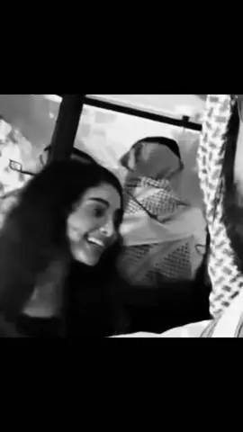 رجعوانييي لسفره العلااا#fyp #explore #طرفه_الشريف #لمى_الكناني @طرفة الشريف @Lama Alkinani لمى الكناني 