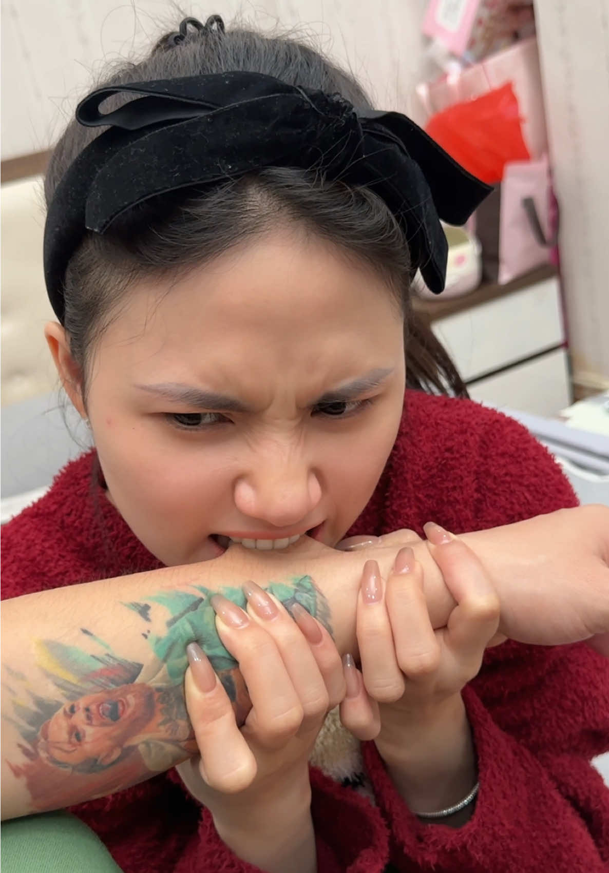 Tác phẩm nghệ thuật và tác giả của nó... Nguồn coppy nha mọi người🤗#xuhuong❤️ #vochonghai #vtmgr  