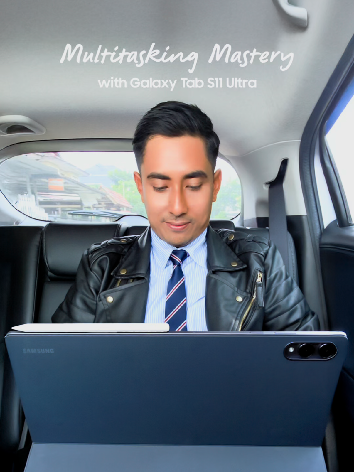 10/10 work experience setelah pakai #GalaxyTabS11 Ultra! 💪 Bikin presentasi, meeting, sampai budgeting bisa jalan bareng, bahkan sambil otw kantor. Desainnya slim & ringan, layar lebar, SPen yang presisi dengan grip yang lebih nyaman, ditambah suara jernih dari Galaxy Buds3 Pro 🎧 Kerja di mana aja tetap produktif #JustLIGHTThat 