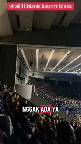 acara GSS akbar di hadiri ribuan orang!!#pastifyp #bisnisviral2025 #GSS #seminar #lunashutang 