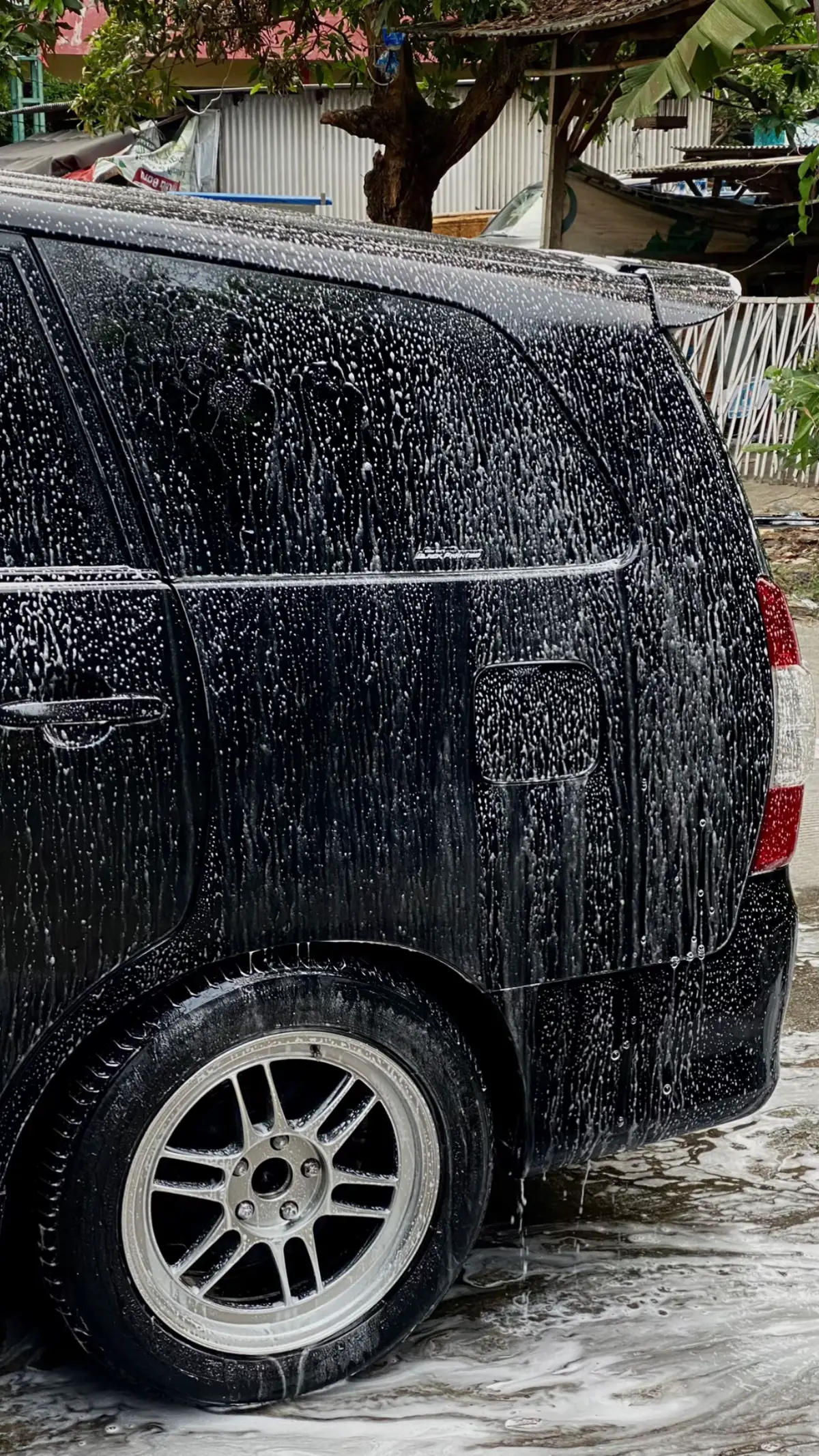 kasih 245/45/17 kayaknya lucu🫣