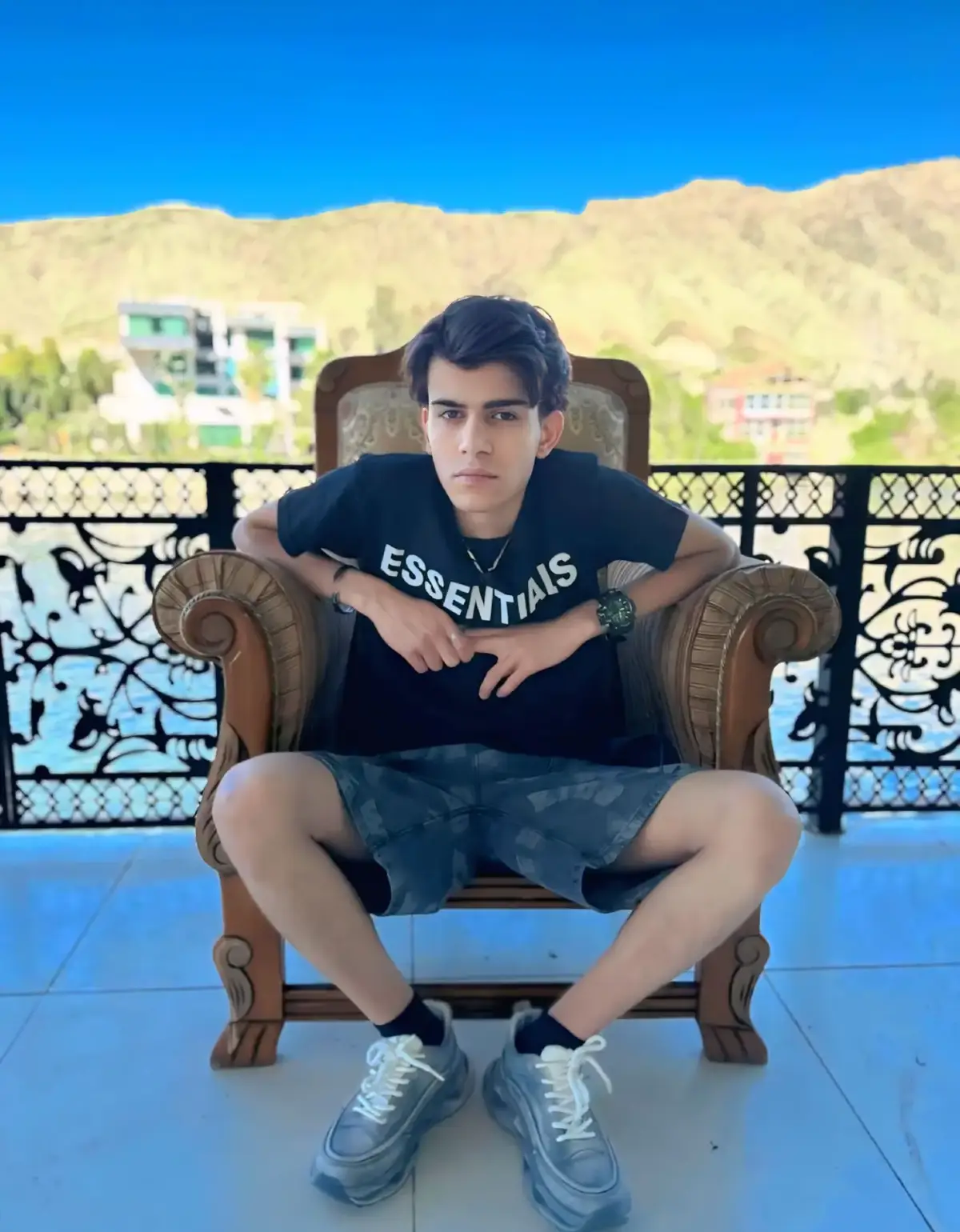 @يوسف لاز #يوسف_لاز #علي_لاز #مشاهير_تيك_توك_مشاهير_العرب #مشاهير_تيك_توك #اعادة_النشر🔃 