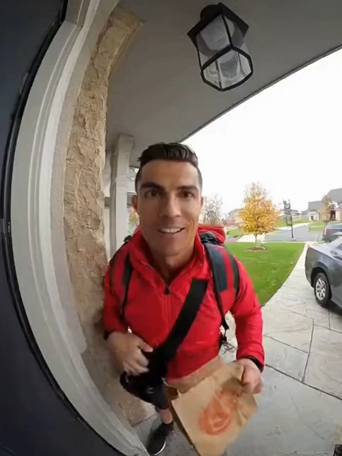 #sora2 #funnyai #sora2real #aivideo #criatiano #sixseven #viral #ronaldo #suiiiiiiiiiiiiiii #messi #cr7 #delivery #sushi