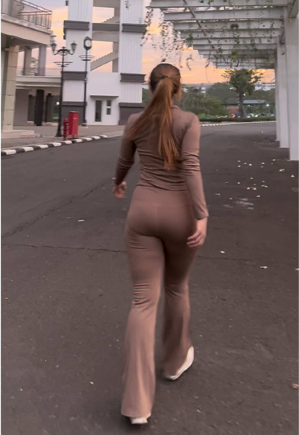 Meikarta 🧟#cikarang #cikarangpeople #meikartacikarang 