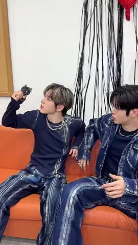 형 나만 믿어🐹 #CLOSEYOUREYES #CYE #MAJINGXIANG #SEOKYOUNGBAE #blackout     