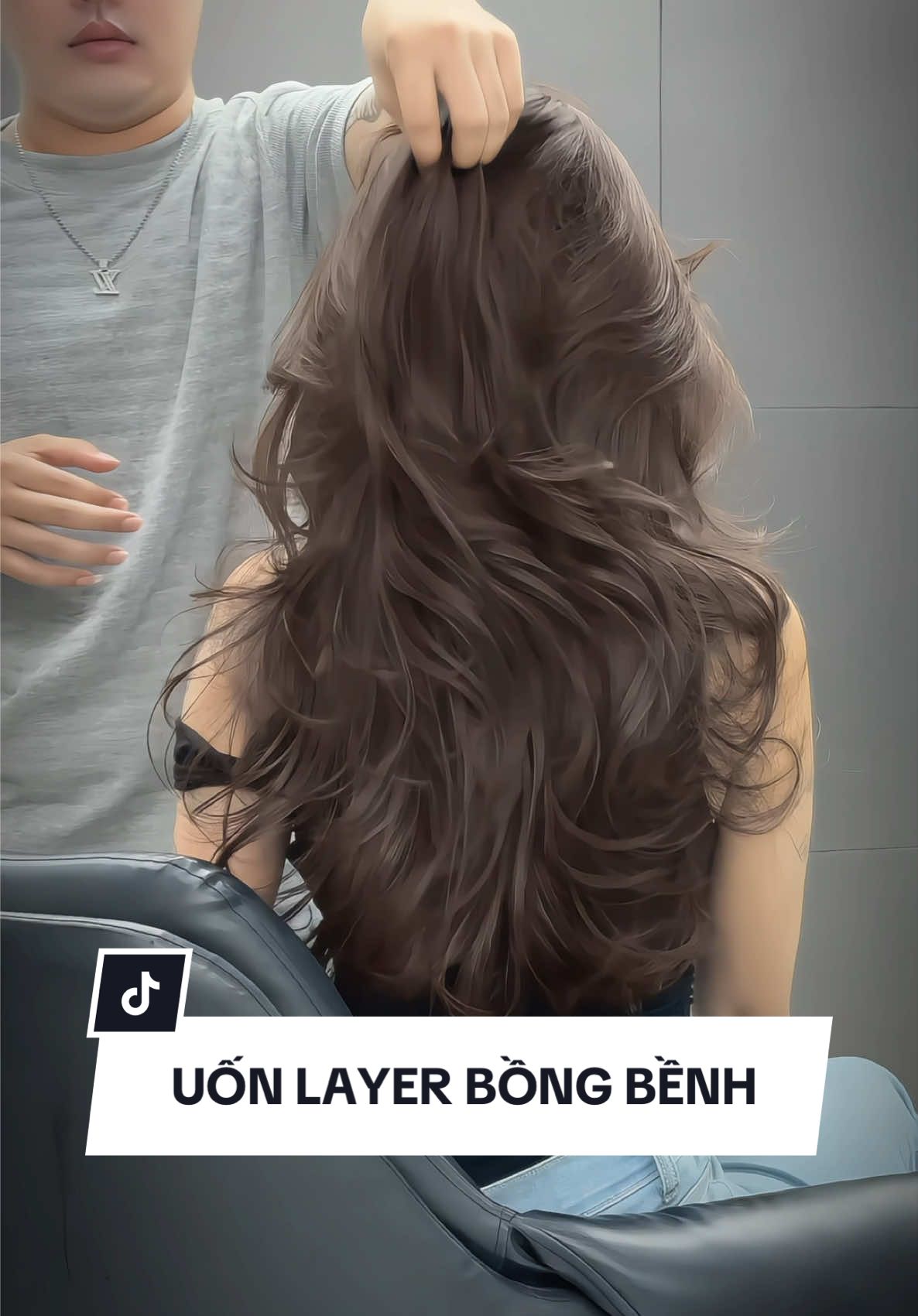 Uốn Layer bồng bềnh vừa sang vừa tây, kết hợp chơi noel và tết luôn nha các chị #tocdeptutam #thuanchay #uontocdep #layerphantang #tet2026 