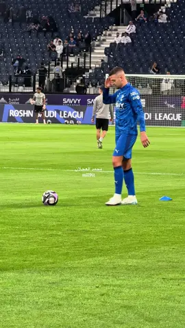 سافيتش خرب عليهم وبعدها دق تحية🫡🤣💙💙 #الهلال #alhilal #سافيتش #savic #explore 