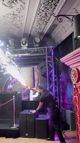 İrish Pub 🥃🍻#hollywoodbaku #barmen #bartender @Irish Pub 