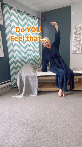 😩 Burning foot pain when you first get out of bed? That’s not “just aging” — it’s a sign your brain’s lost the map 🗺️ for how your feet should move. 👉 Comment “5555” to get the Move Smarter Foot + Balance Program for only $19 (reg. $39) — save $20! Sale ends Nov 24. ⏰ When the brain-foot connection breaks down, your body compensates — leading to gripping, stiffness, poor balance, and pain (especially in the morning). 💡 These short, gentle, brain-first exercises rebuild that map — so your feet move better, hurt less, and keep you steady. 👣 Comment “5555” now and start walking pain-free from the ground up. #PlantarFasciitis #MorningFootPain #FlatFeet #Bunions #HammerToes #BrainPlasticity #MoveSmarterNotHarder #PainFreeMovement